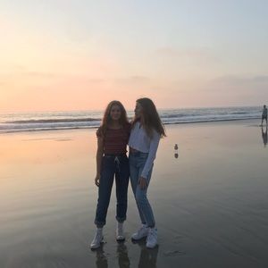 Meet your Posher, Claudia